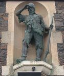 Statue: Alexander Selkirk, Lower Largo.